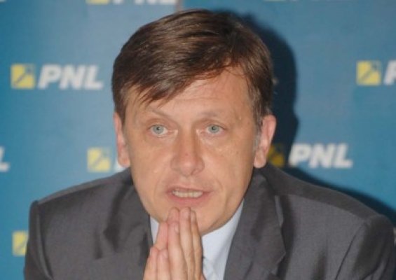 Antonescu: Nu împărtăşesc opinia lui Tăriceanu despre PNL şi candidatura la Preşedinţie